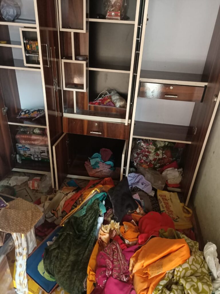 Burglary, jamkhed Times, jamkhed news, kharda news, jamkhed police station,