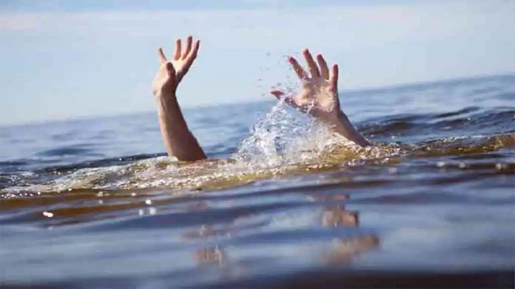 web title: Five children drowned during Ganpati immersion