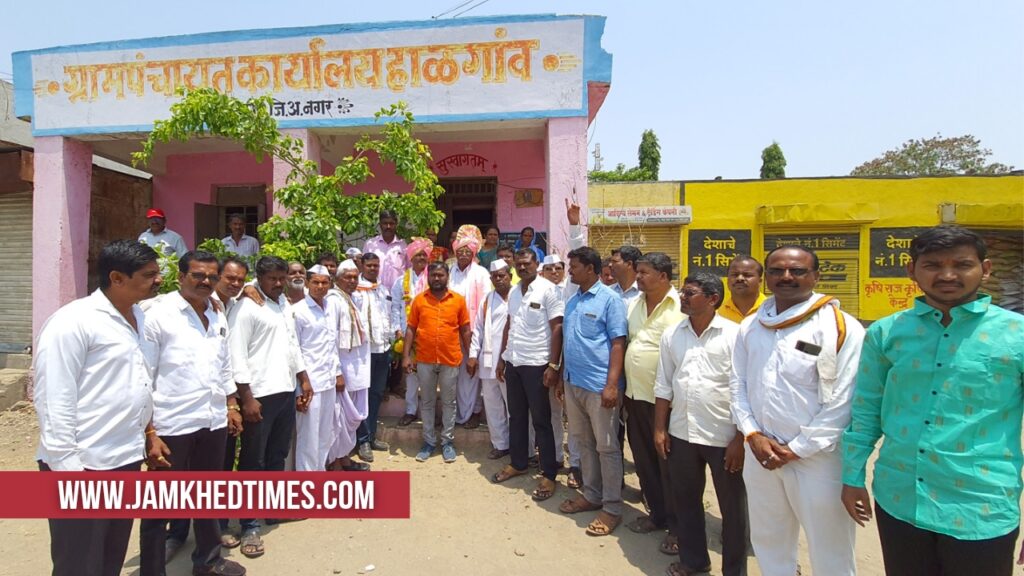 Unopposed election of Abasaheb Dhawale as Deputy sarPanch of Halgaon