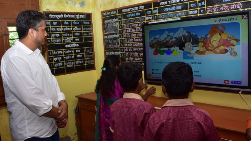 Amazon coding lab will be set up in Jamkhed taluka, school students will learn computer language through the initiative of Rohit Pawar
