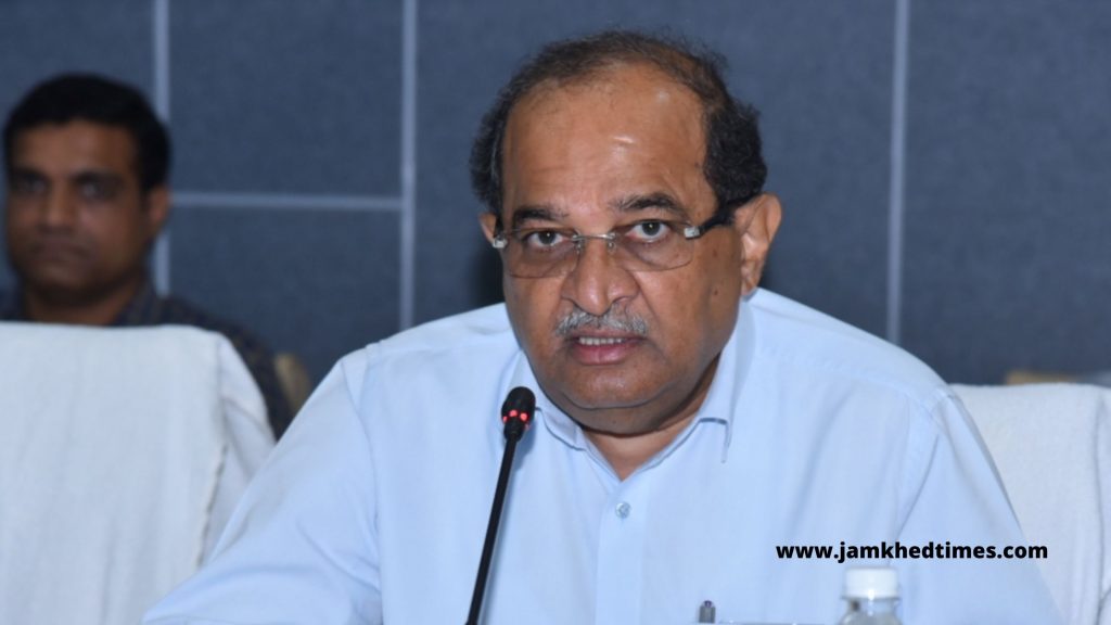 Animal Husbandry Minister Radhakrishna Vikhe Patil's big announcement about lumpy disease