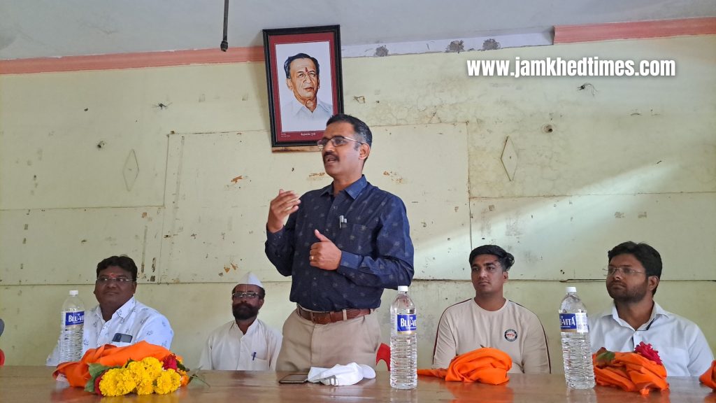 Will submit a proposal to the Collector to get the place of the Revenue Department for the disabled - Mininath Dandavate