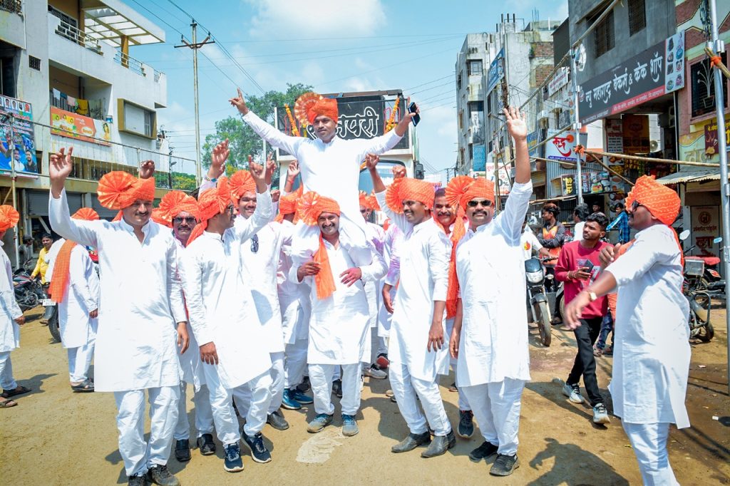 Jamkhed Police's Manmurad Dance to DJ's Beats, Ganesh Immersion Procession of Jamkhed Police Station Attracted the Attention of Jamkhedkars, Ganesh visarjan 2022, ganeshotsav 2022,