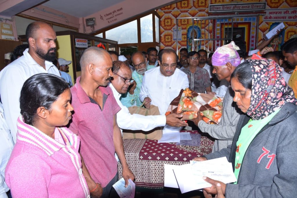 Distribution of government assistance of four lakh rupees each to the heirs of the deceased in the electricity accident, Radhakrishna vikhe patil Sangamner News,