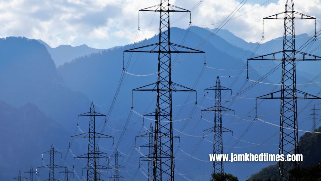 Good news for the farmers, substantial compensation will be given if electricity tower goes away from farm, Maharashtra government has announced revised policy