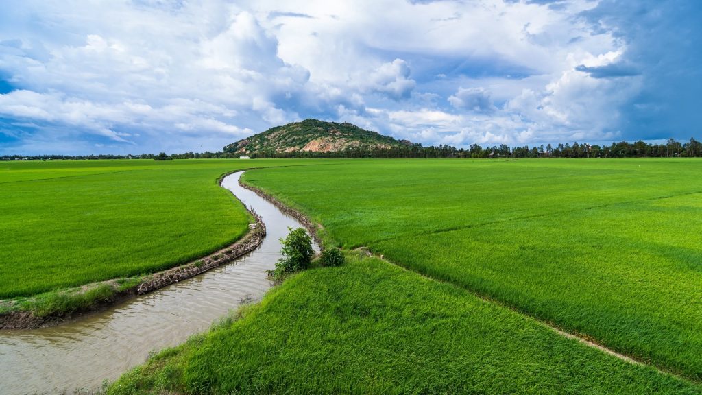 big gift from Shinde-Fadnavis government to Ashtikars, Deputy Chief Minister Devendra Fadnavis kept his word, approved revised expenditure of 11 thousand 736 crore 91 lakh rupees for Krishna Marathwada Irrigation Project