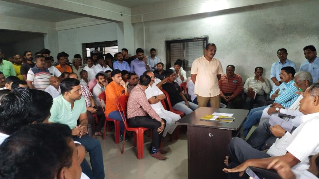 remove encroachment was postponed in jamkhed, small and big businessmen are relieved, rohit pawar latest news