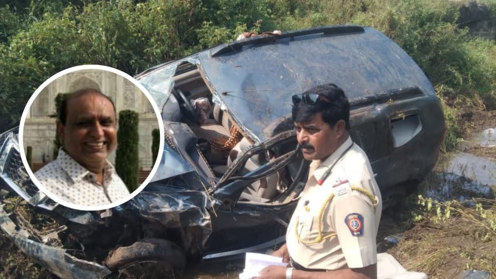 Fatal accident involving the car of a famous businessman in Jamkhed, the speeding car overturned at Pokhri Shivara on Nagar Jamkhed Road, one killed, three seriously injured,