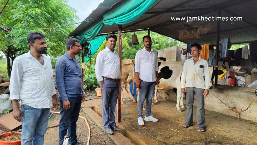 Lumpy skin disease outbreak continues in Jamkhed taluka, treatment of 347 animals started in Jamkhed taluka, 26 animals died of Lumpy skin disease in two months.