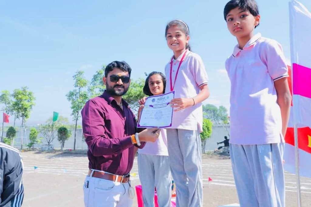 If you have mental physical and competitive fitness nothing can stop you from success - Laxmikant Khichi, jamkhed Podar Learn School celebrates two-day sports day with great enthusiasm