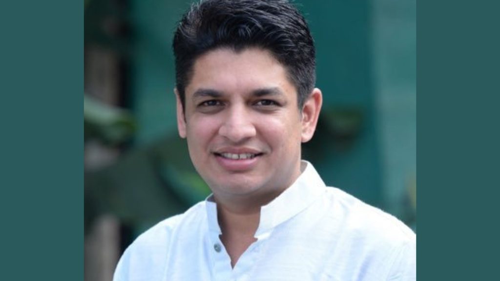 Big twist in Nashik graduate elections, father withdraws but son in the field, Satyajit Tambe will enter the election field,