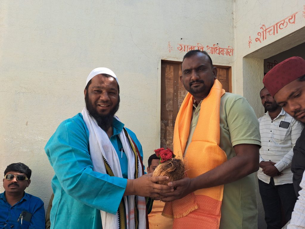 Democracy Alive Because of Fearless Journalist - Sameer Bhai Pathan, Journalists of Jamkhed taluka honored at Patoda