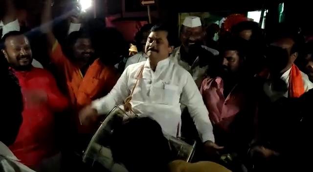 Karjat's Shiv Jayanthi procession came to constituency in discussion, drumming MLA Prof. Ram Shinde participated in Shiv Jayanti procession, Shiv Jayanti 2023 news,