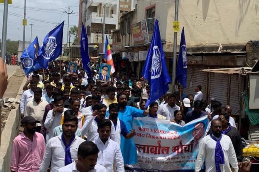 Hang convicts in Dalit Youth Akshay Bhalerao murder case, provide financial assistance of 50 lakhs to family, Bhimsainiks held huge rally in Jamkhed,