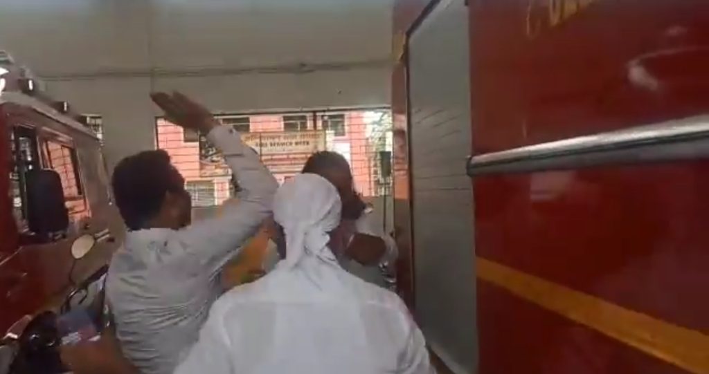Karni Sena's Maharashtra president Ajay Singh Sengar was beaten by Bhimsainiks, panvel news