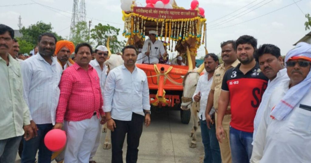 Ashadhi Wari 2023, Sant Eknath Maharaj Palkhi of Paithan received warm welcome in Jamkhed taluka, jamkhed news today, Sant Eknath Maharaj Palkhi Sohala 2023,