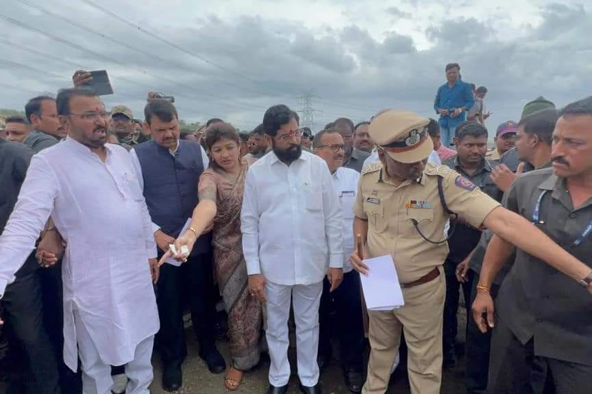 Chief Minister Eknath Shinde and Deputy Chief Minister Devendra Fadnavis inspected Buldhana bus accident site, passenger who survived Buldhana bus accident said As soon as we jumped down 