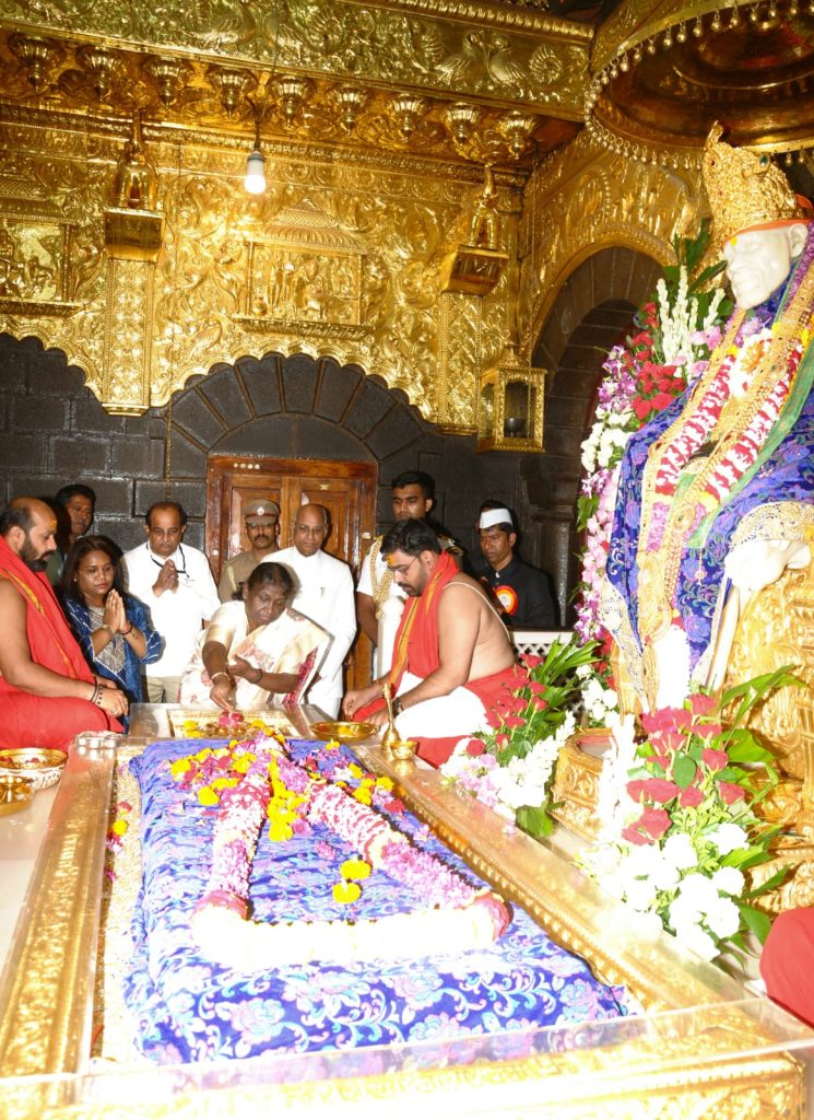 President Draupadi Murmu visited Shree Saibaba Samadhi, Dwarkamai, Gurusthan, visited Shree Saibaba Museum, Draupadi Murmu Shirdi latest news,