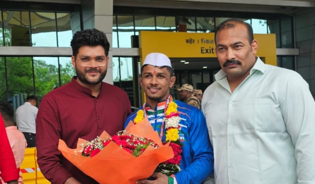 Proud, Golden performance of Jamkhed's Sujay Tanpure in Asian Wrestling Championship 2023, sujay Tanpure news
