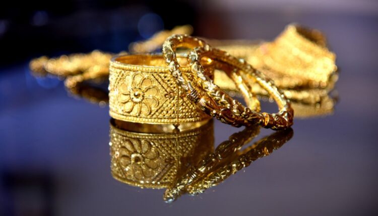 Gold Silver Rate Today, Gold and silver fell, Consumers flock to the bullion market