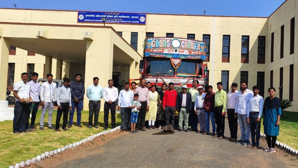 Due to the efforts of Tehsildar Ganesh Mali water shortage in Halgaon Agriculture College has been removed, jamkhed latest news today,