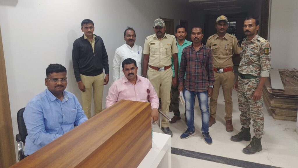 Hobbies are bad thing, Bhaskar more news, Deer followed Dr. Bhaskar More, forest department filed a case under Wildlife Protection Act, Bhaskar more jamkhed news today,