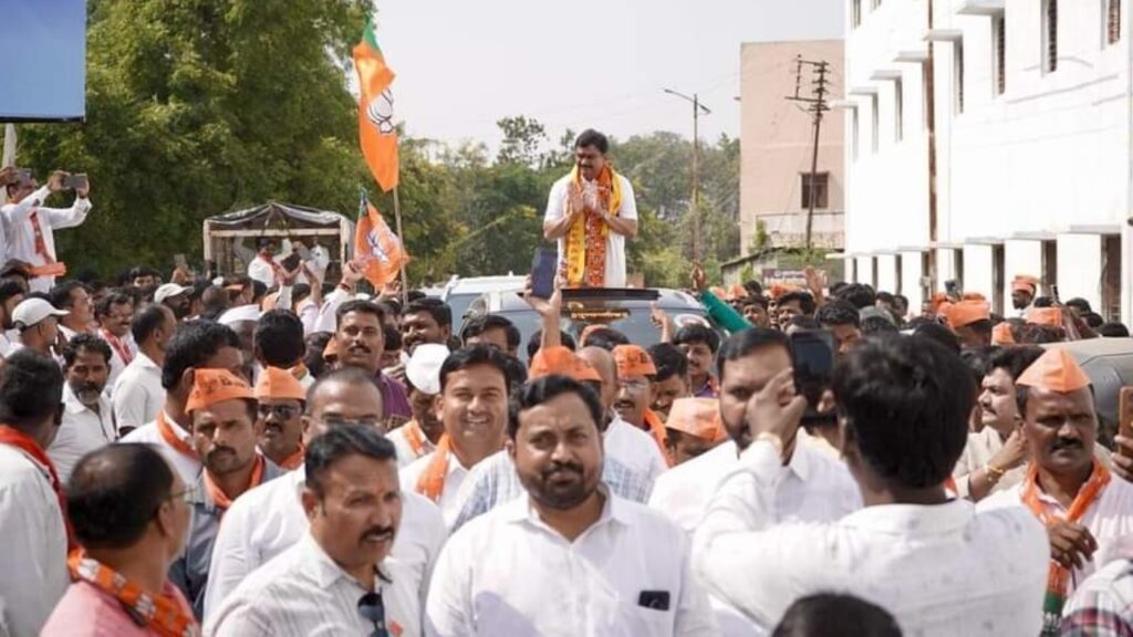 Ram Shinde News, People's show of strength for MLA Ram Shinde, what happened in Karjat on Friday? Read in detail, karjat jamkhed vidhan sabha Elections Live Update 2024, 