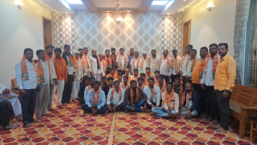 Karjat Jamkhed News, Political Earthquake in Kopardi, ML. Ram Shinde's Sustainable Development Inspired by NCP Young and Senior Workers Join BJP,