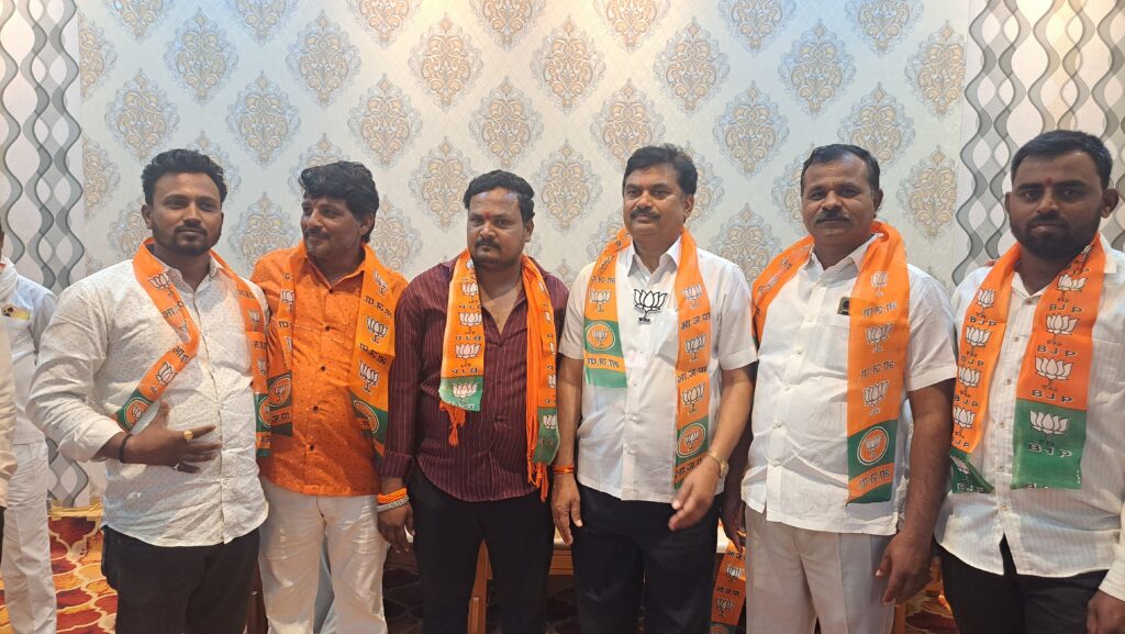 Karjat Jamkhed News, Political Earthquake in Kopardi, ML. Ram Shinde's Sustainable Development Inspired by NCP Young and Senior Workers Join BJP,