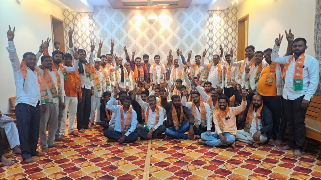 Karjat Jamkhed News, Political Earthquake in Kopardi, ML. Ram Shinde's Sustainable Development Inspired by NCP Young and Senior Workers Join BJP,