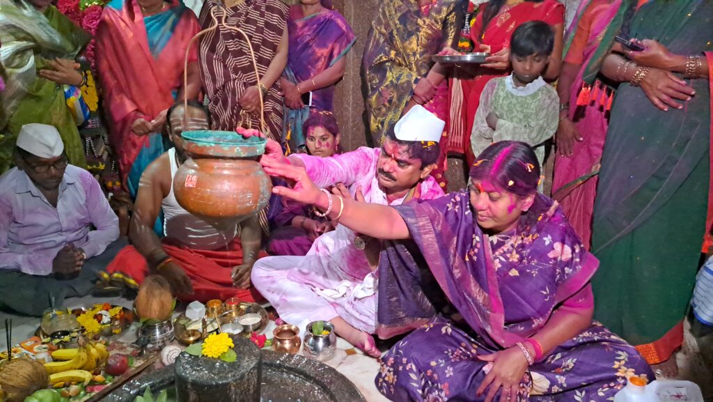 Ram Shinde Sabhapati, Speaker of the Vidhan Parishad, Ram Shinde received warm welcome in his native Chondi village, jamkhed news today live,