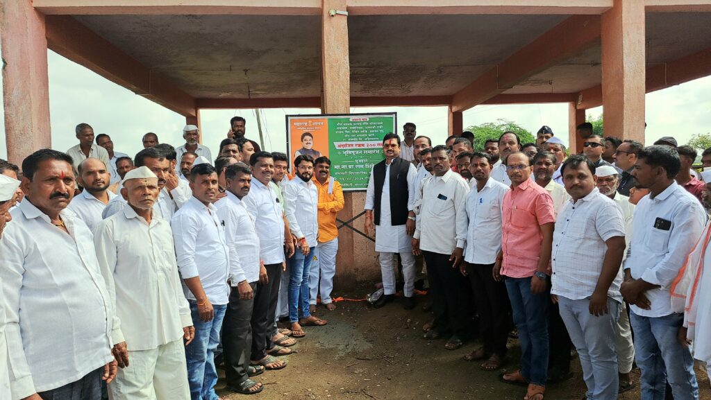 Wings to the dreams of Goddess devotees Development of the shrine begins in javalaka, Bhoomi Pujan of works worth 3 crores was completed by sabhapati Ram Shinde in Satwai Devi temple area, ram shinde jamkhed news today, 