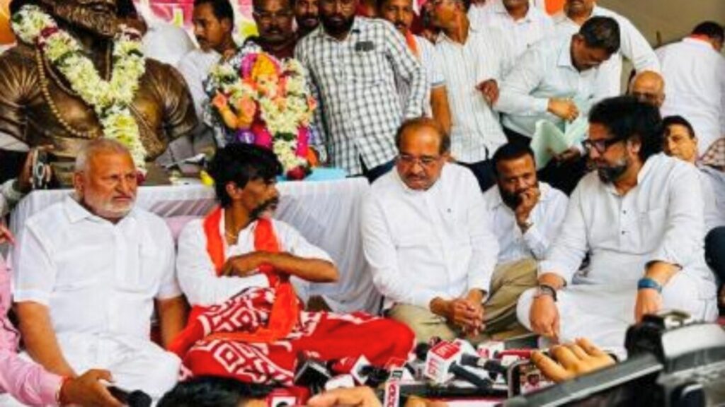 Maratha Reservation news, We won Manoj Jarange Patil's announcement, Maratha brothers celebrate at Azad Maidan, read what happened in decision, maratha aarakshan