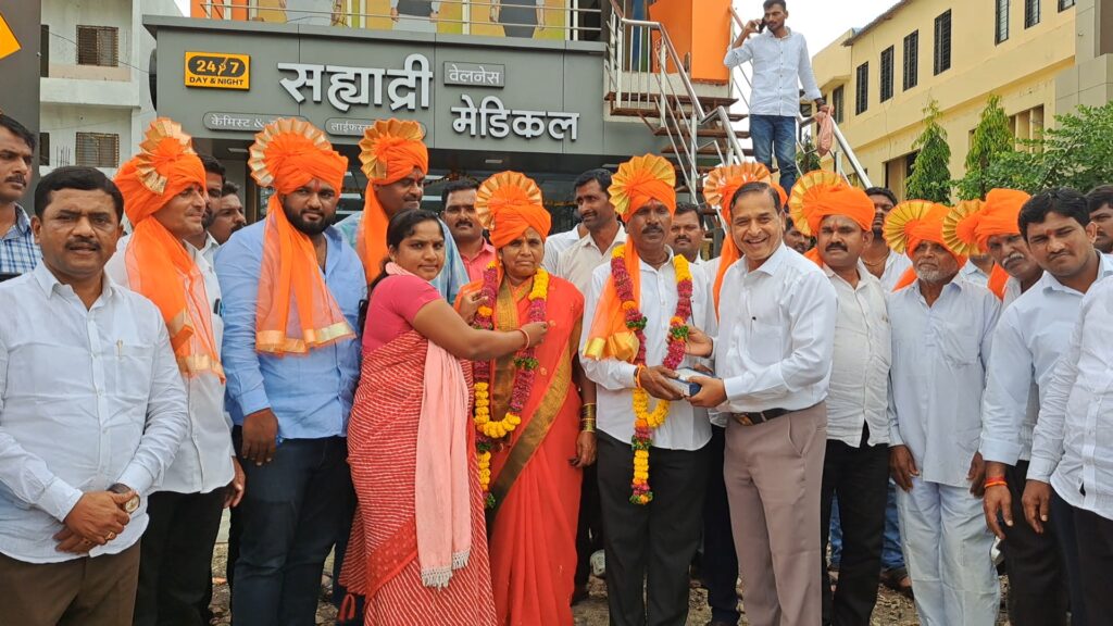 Jamkhed, Big gift from sabhapati Ram Shinde on birthday of loyal young activist, New enthusiasm instilled among young activists of fresh spirit, vishal bhandwalkar news,