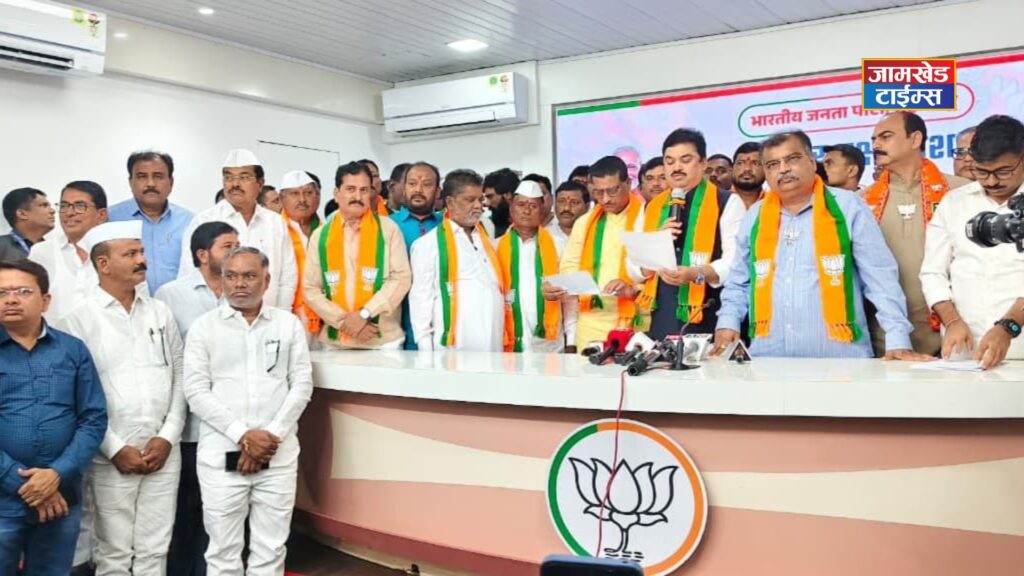 Rajendra Pawar, RD Group's Sarvesarva Rajendra Pawar join BJP, BJP's strength increases in Jamkhed, karjat jamkhed latest news, ram shinde vs Rohit Pawar, 