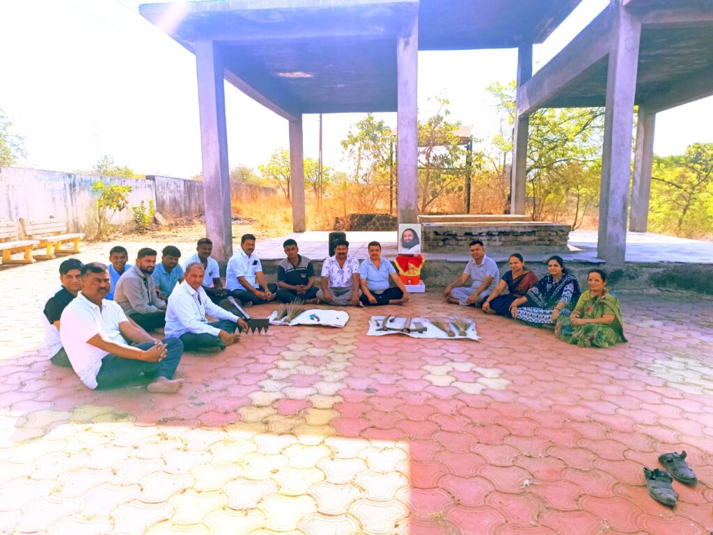 kharda samashan bhumi swachhata abhiyan art of living satsang jamkhed