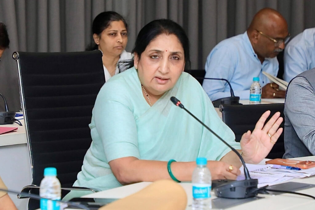 Deputy Chief Minister Sunetra Pawar takes tough stance on Chakan issue, issues direct ultimatum to officials
